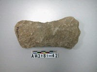 藏品(大型淺腰打製石斧)的圖片